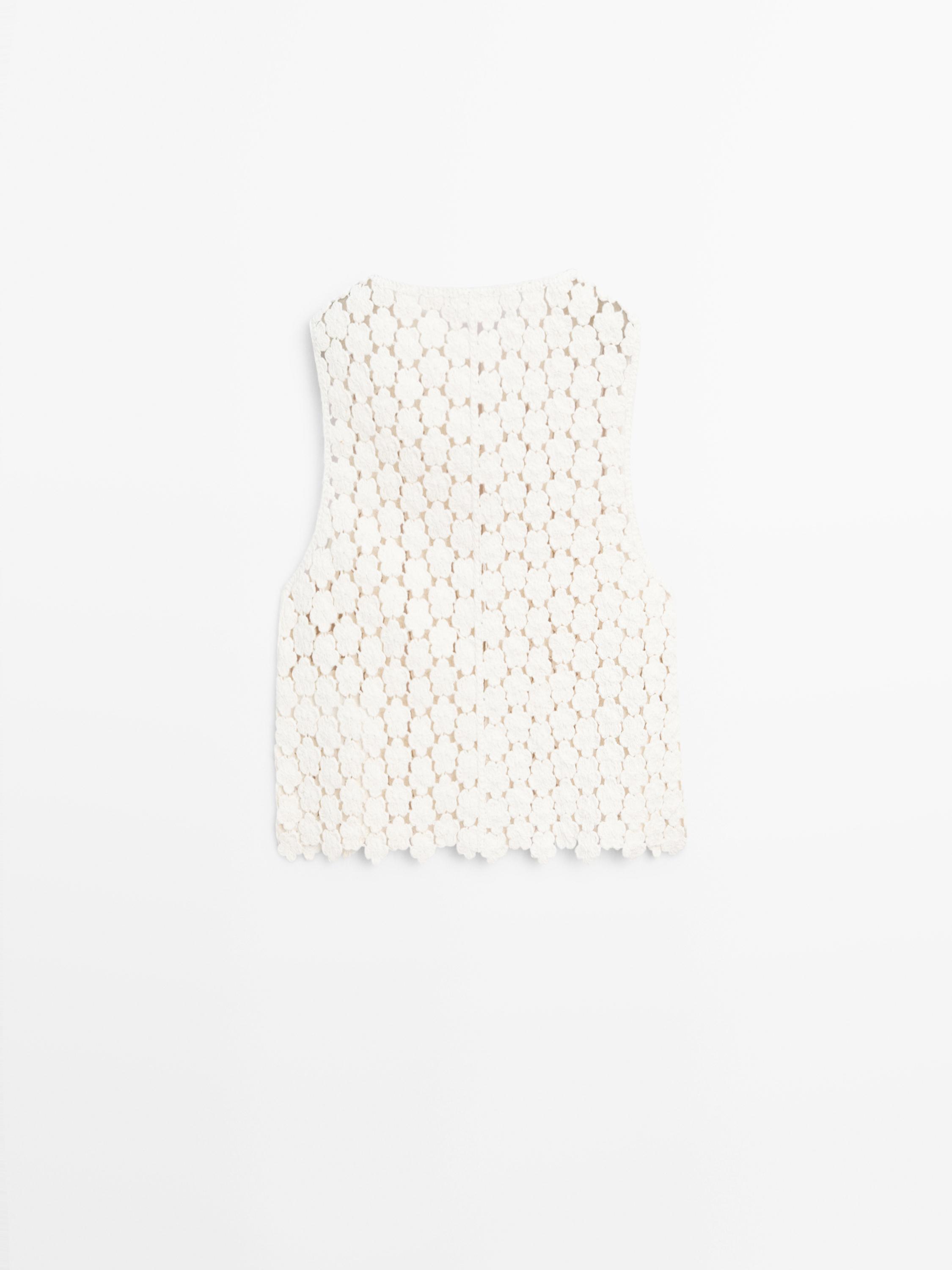 Cotton crochet vest with floral details